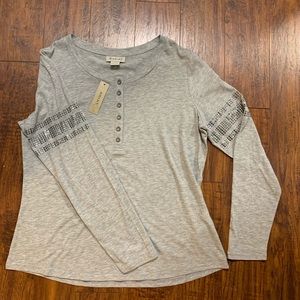 NWT Women’s Ariat Glimmer Button Top Large